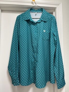 Cinch Teal Printed Women's Button-Down Shirt